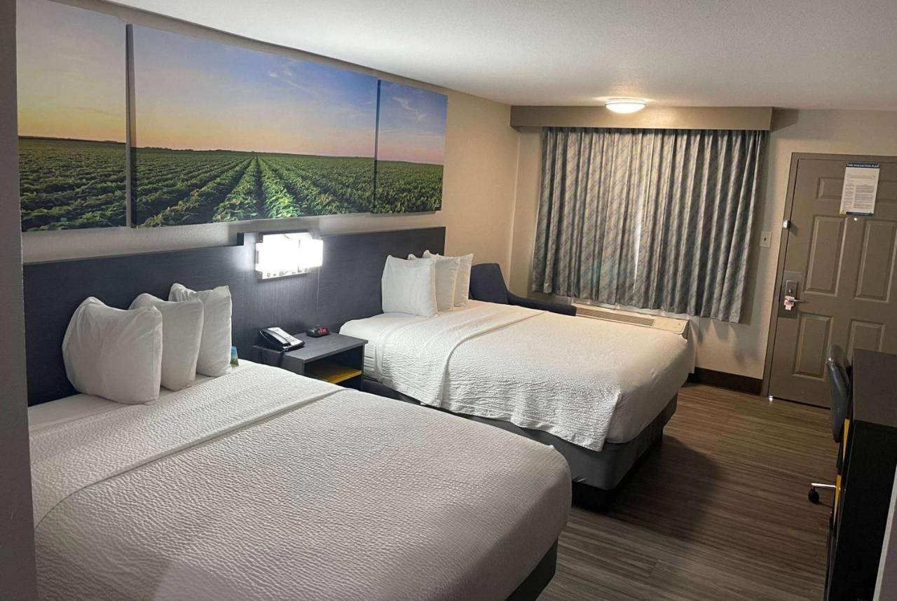 Days Inn By Wyndham Ruston La Екстер'єр фото