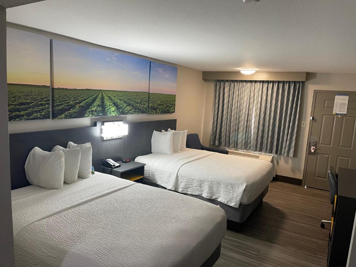 Days Inn By Wyndham Ruston La Екстер'єр фото